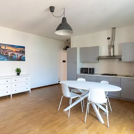 아파트 Residenza Al Corso 베로나